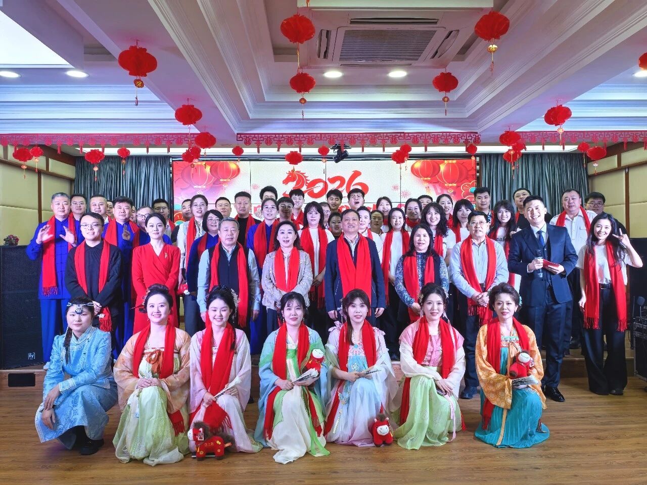 【笙歌辞旧岁，起舞庆新春】盟人社局举办2026年迎新春联欢会